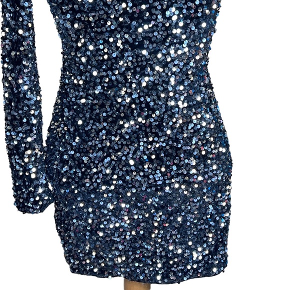 Stunner of Australia Women’s Velvet & Sequin 1 Shoulder Bodycon Mini Dre… - Picture 8 of 11